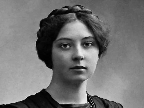 Canta, no lo cuentes: En el cumpleaños de Sigrid Undset