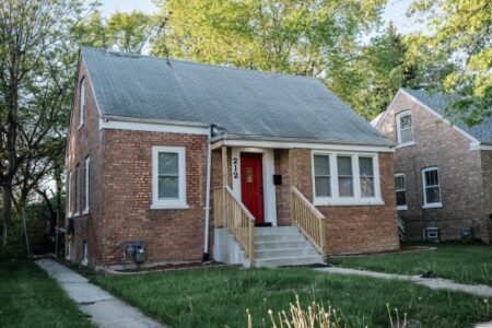 Fachada de la casa de Prevost en venta en Dolton, Chicago