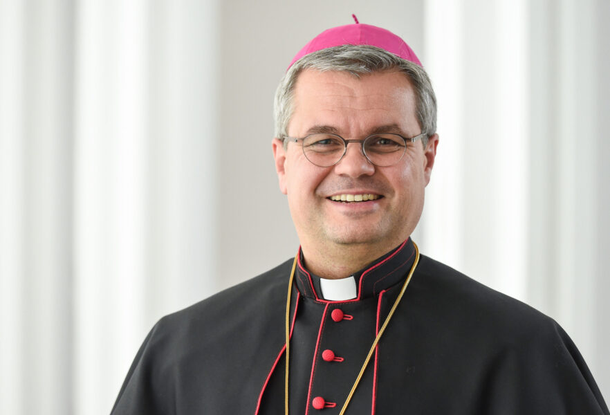 Obispo alemán considera que criticar el aborto intensifica las tensiones sociales