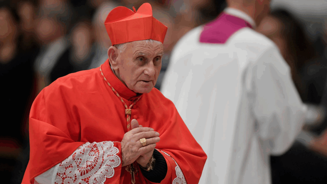 El cardenal Ernest Simoni pide rezar el rosario cuatro veces al día por la liberación de los poseídos.