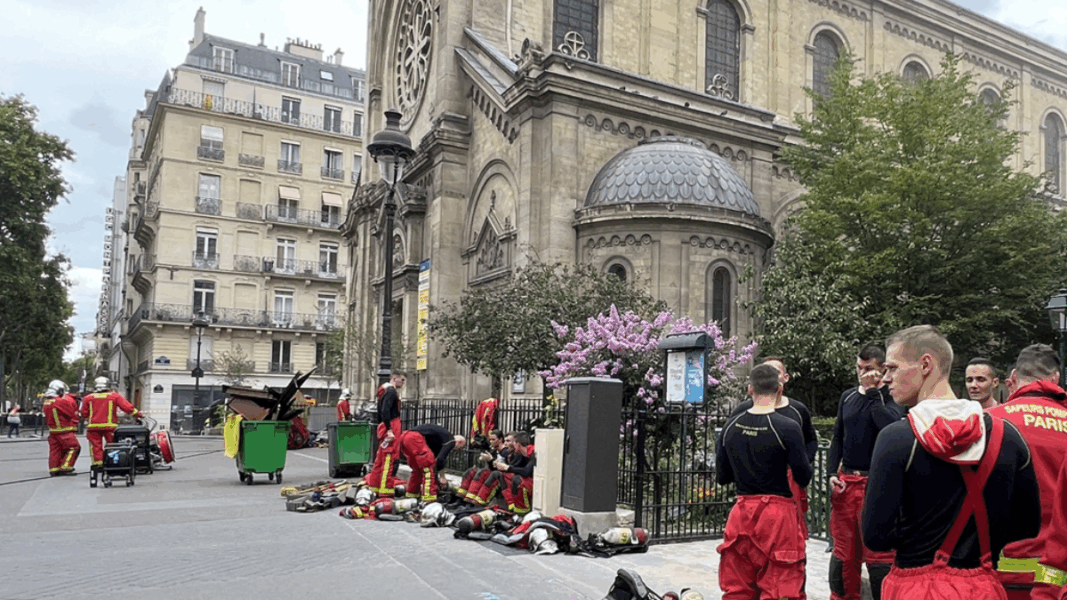 Dos incendios en 24 horas en una iglesia de París: uno fue provocado