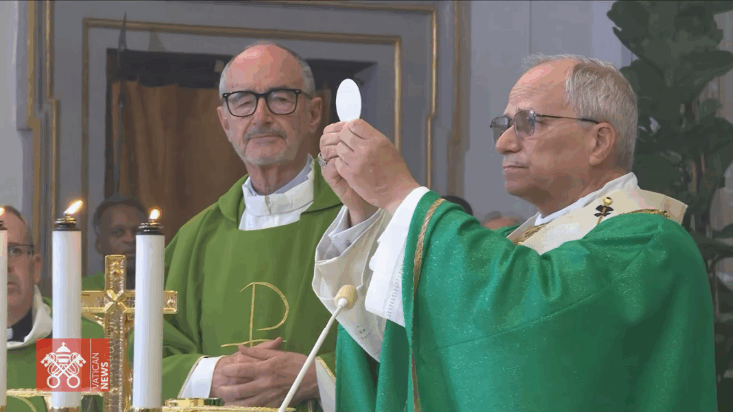 León XIV misa Castel Gandolfo revolución del amor