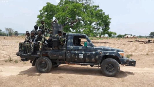 Militares en Nigeria tras asesinato y secuestro en seminario católico