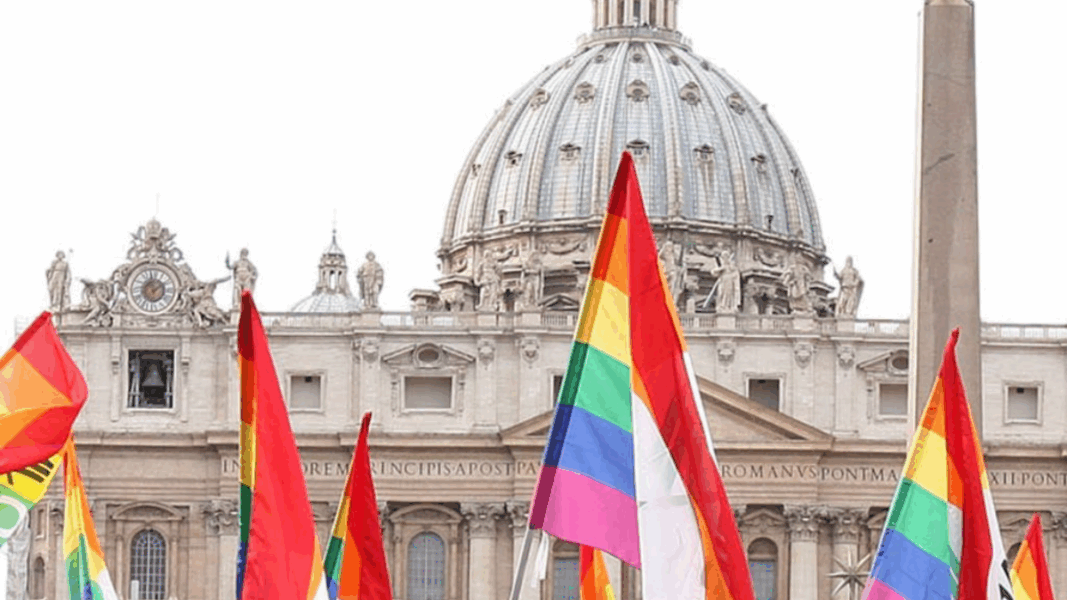 El Vaticano acogerá un encuentro internacional de católicos LGBT impulsado por grupos vinculados al padre James Martin