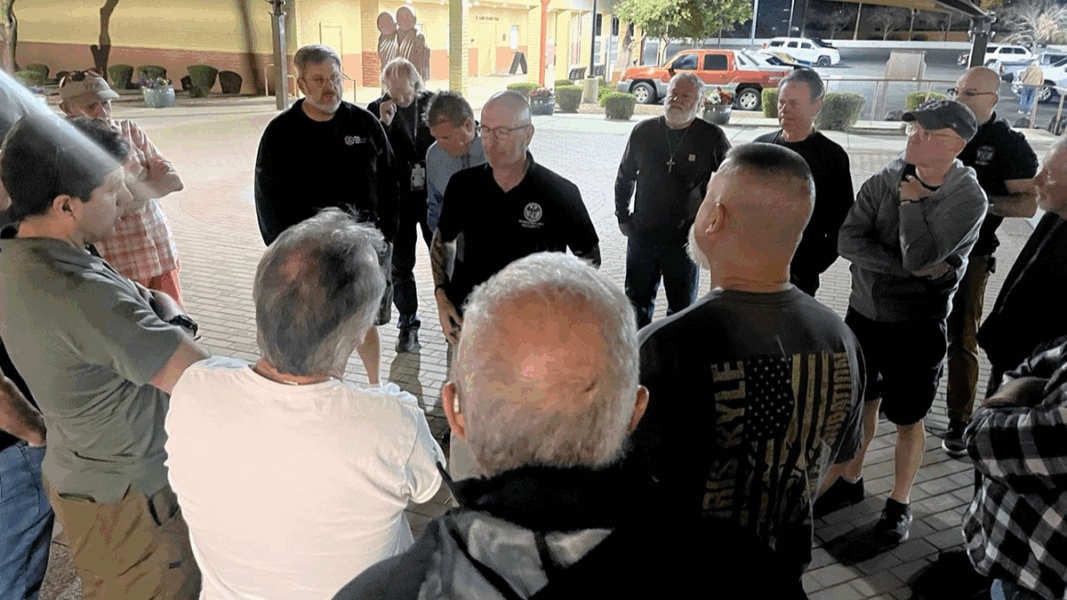 Porteros de San José: guardias de seguridad, protectores de las familias y de la Eucaristía