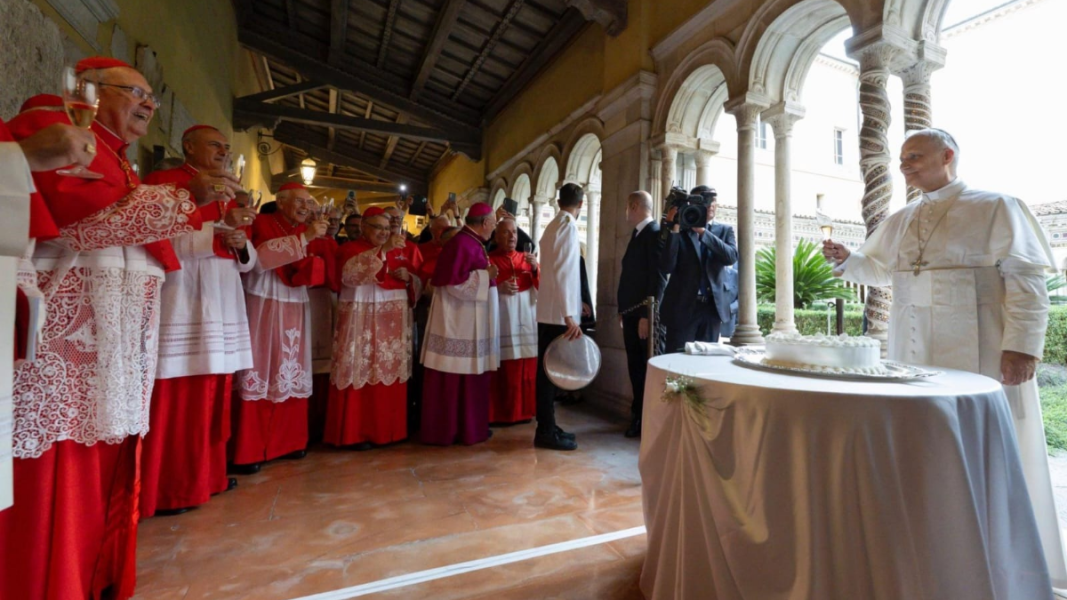 El Papa León XIV cumple 70 años y celebra con mensajes de paz y unidad