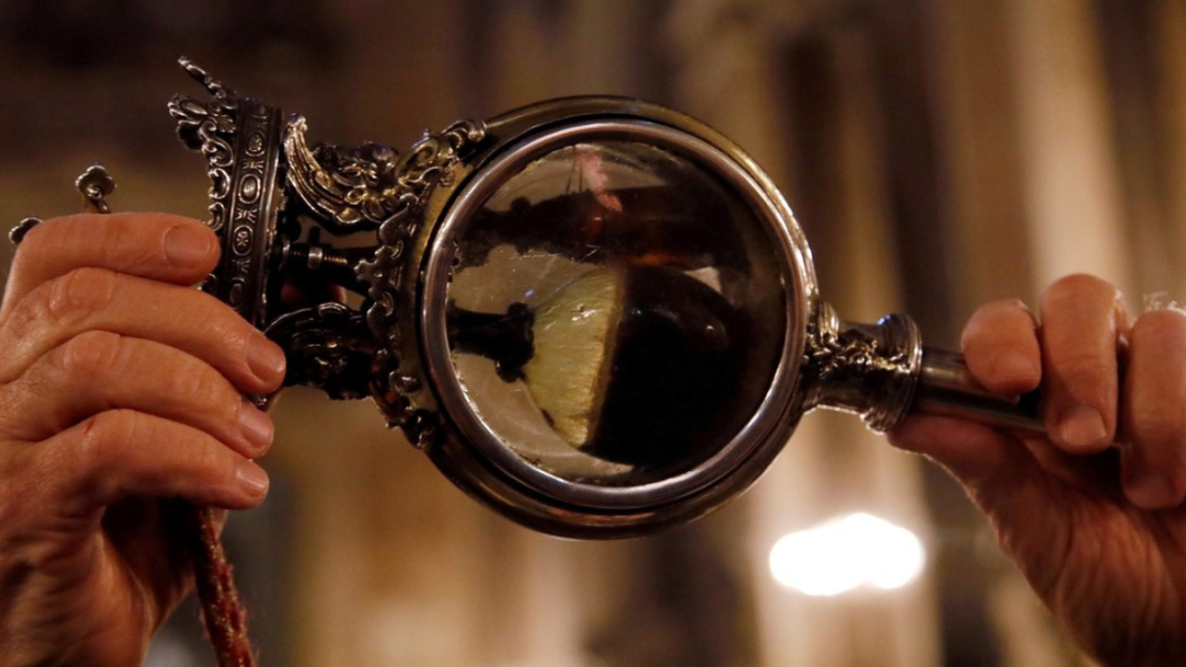 El milagro de San Genaro se repite en Nápoles: la sangre del mártir vuelve a licuarse