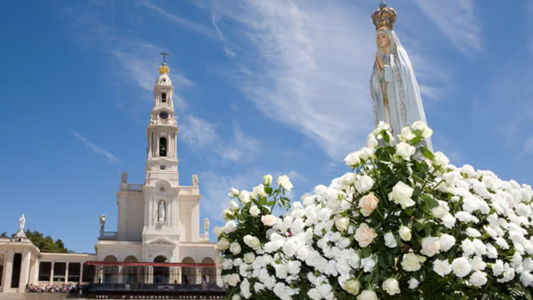 Primera peregrinación de Nuestra Señora de la Cristiandad a Fátima