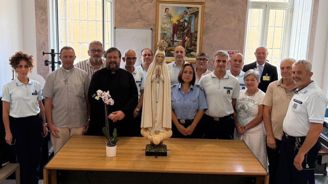 La Virgen de Fátima recorrió cárceles de Italia para llevar esperanza a los reclusos en vísperas del Jubileo