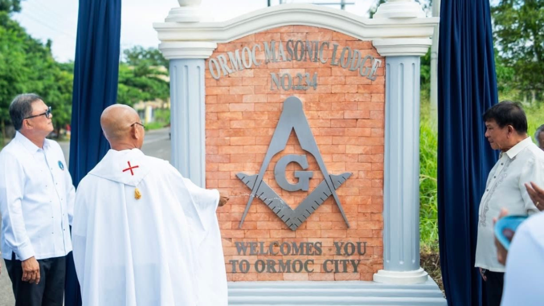 Filipinas: suspenden a sacerdote por bendecir monumento masónico