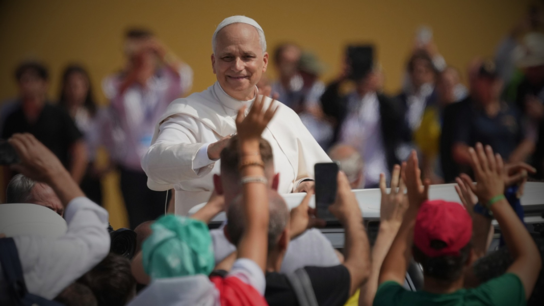 León XIV pide a los jóvenes ser testigos valientes de Cristo en su primer mensaje para la JMJ