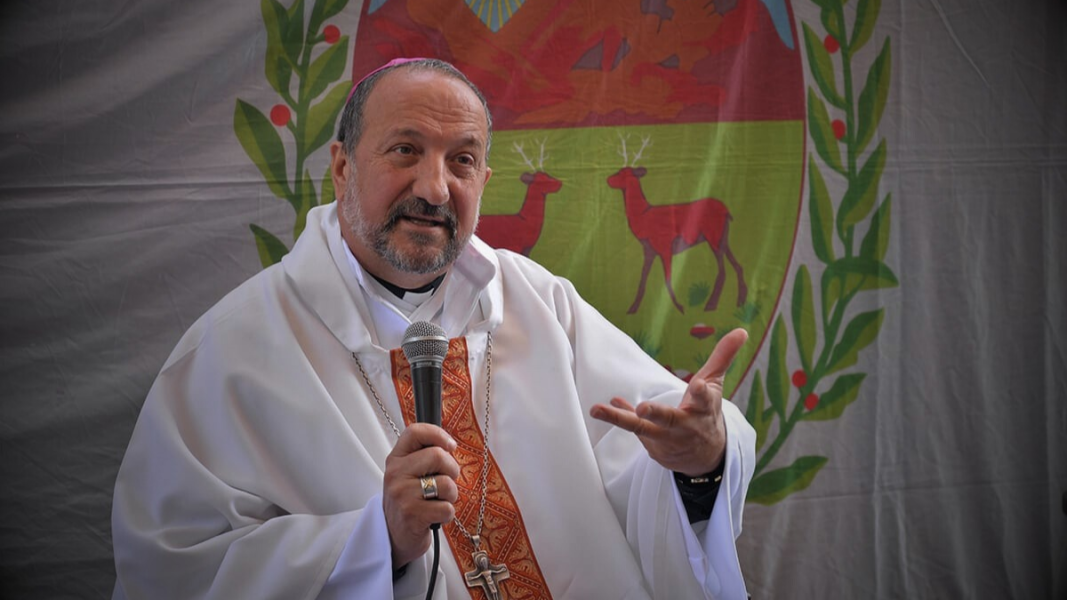 Argentina: El obispo de San Luis impone a los ministros extraordinarios la comunión en la mano