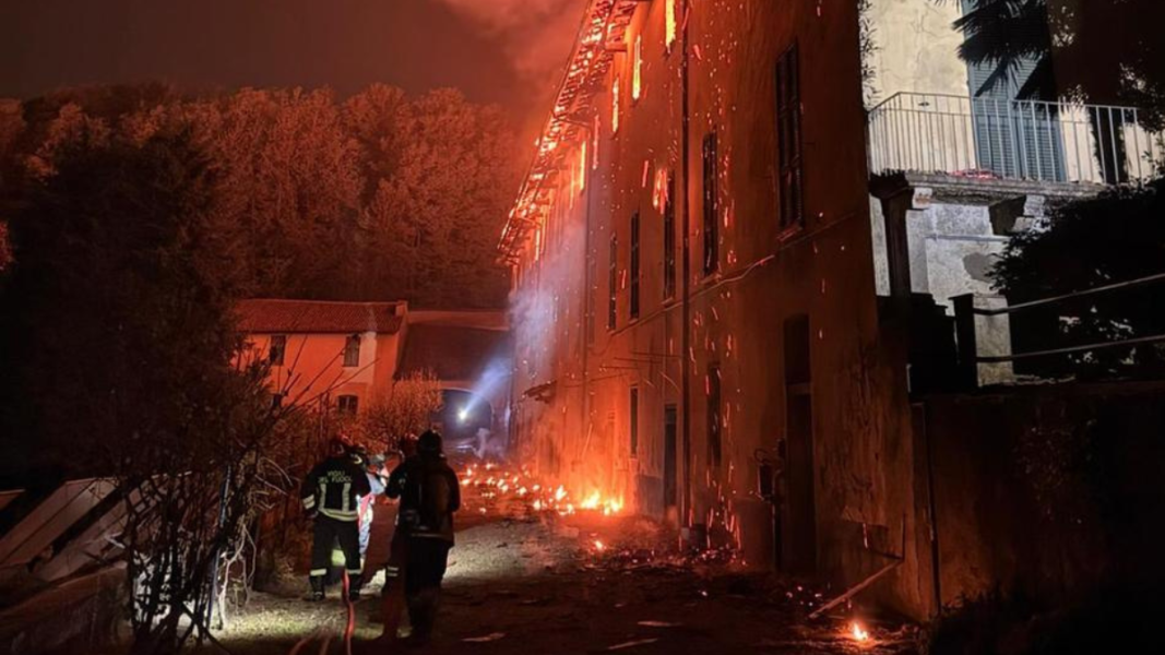 Un incendio destruye el monasterio donde san Carlo Acutis recibió la Primera Comunión