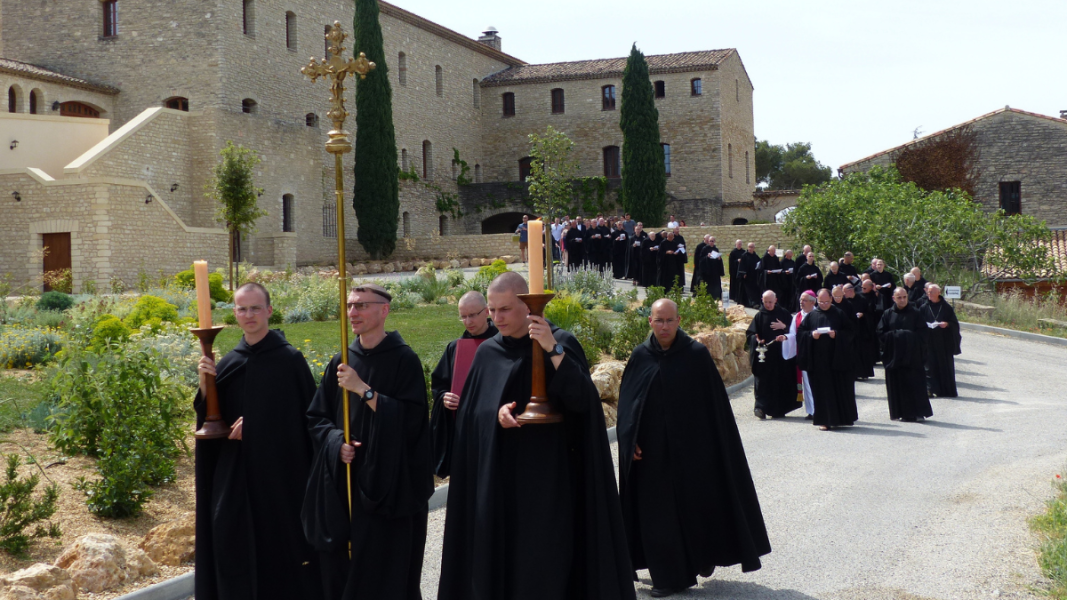 Los benedictinos de Le Barroux se harán cargo del monasterio cisterciense de Bellefontaine