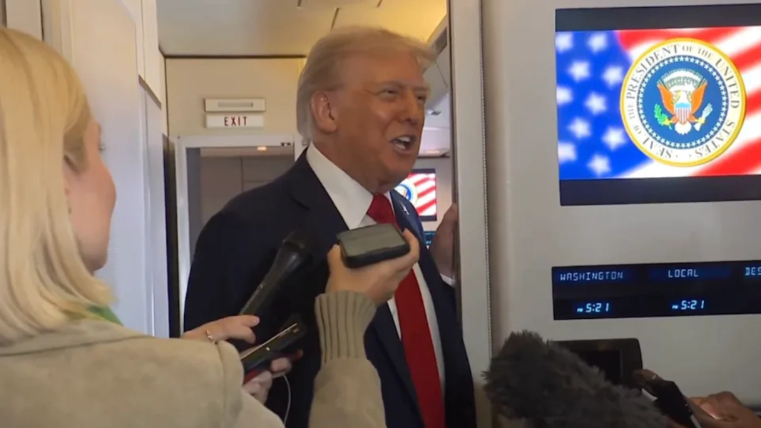 Trump admite que quizá no merezca el cielo: “No estoy seguro de poder llegar allí”