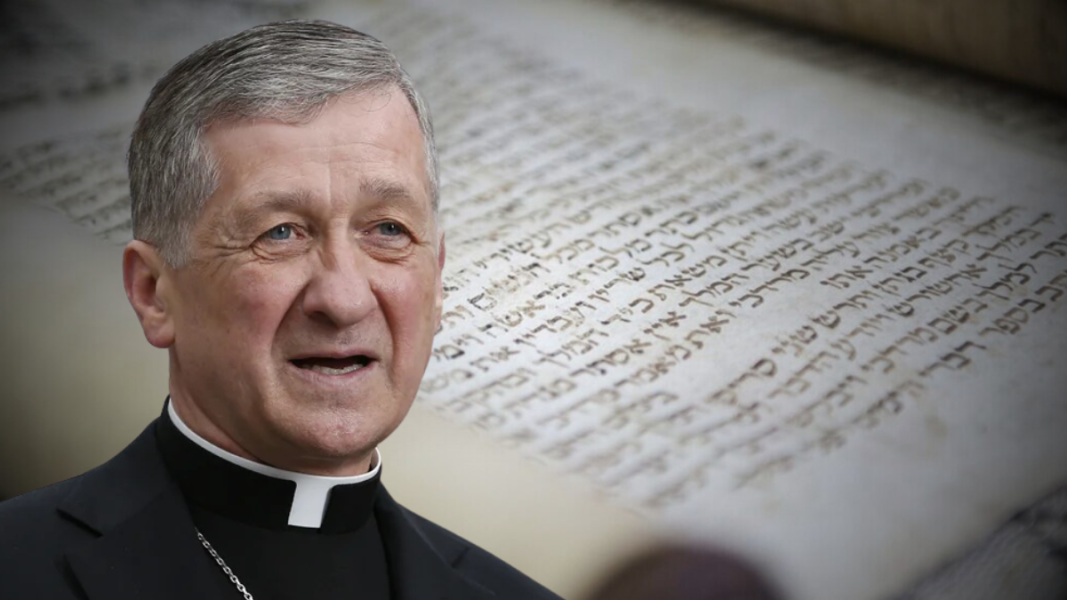 Cupich cita la Torá para hablar del Éxodo