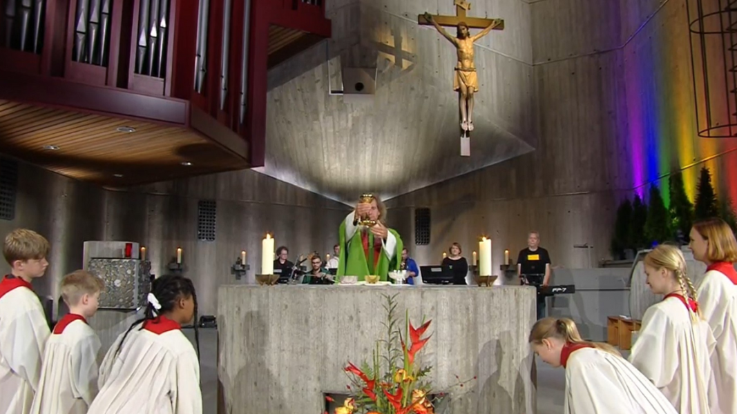 Transmiten una “misa queer” en la televisión pública alemana