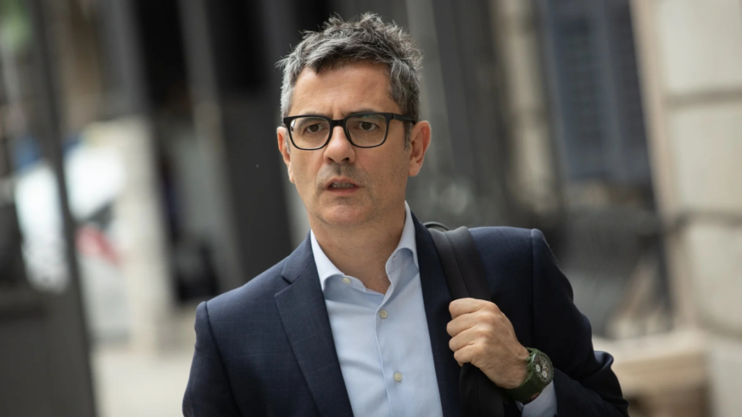 Bolaños convoca una «cumbre eclesial» en La Moncloa para tratar temas de abusos… y el Valle de los Caídos