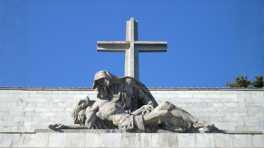 La grieta del Valle: un proyecto talibán contra la fe y el arte