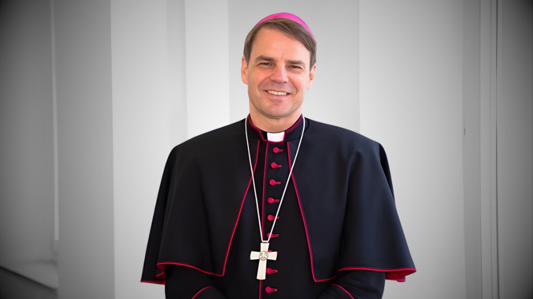 Mons. Stefan Oster se desmarca del documento alemán sobre la “diversidad sexual” en escuelas católicas