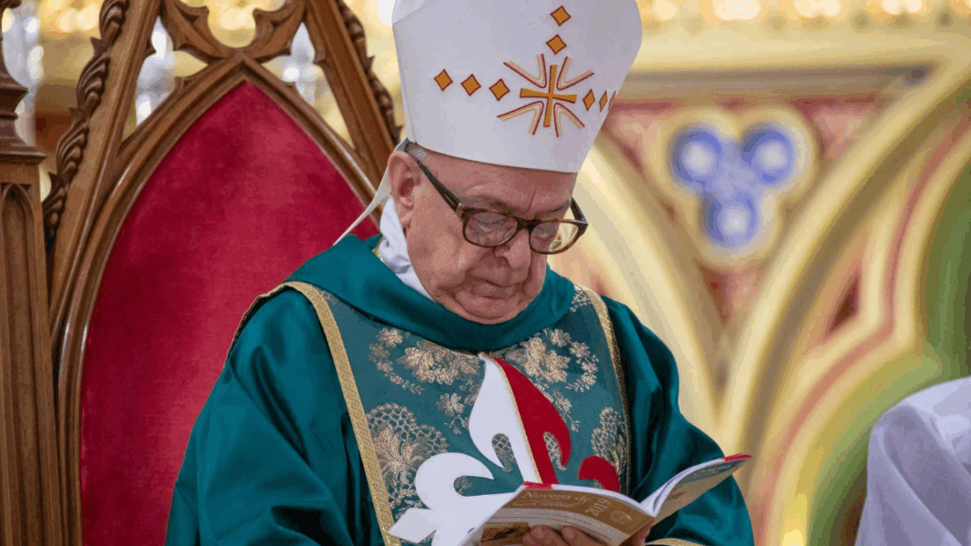 EXCLUSIVO: O cardeal Damasceno renuncia como Comissário Pontifício dos Arautos do Evangelho