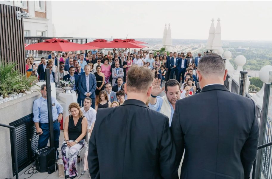 ¡Uf Josete, menos mal que no lo hizo en latín!