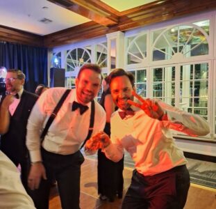 Estados Unidos: El ex canciller diocesano de Hicks se «casa» con un hombre