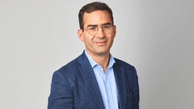 Francia intensifica los controles a docentes y escuelas católicas