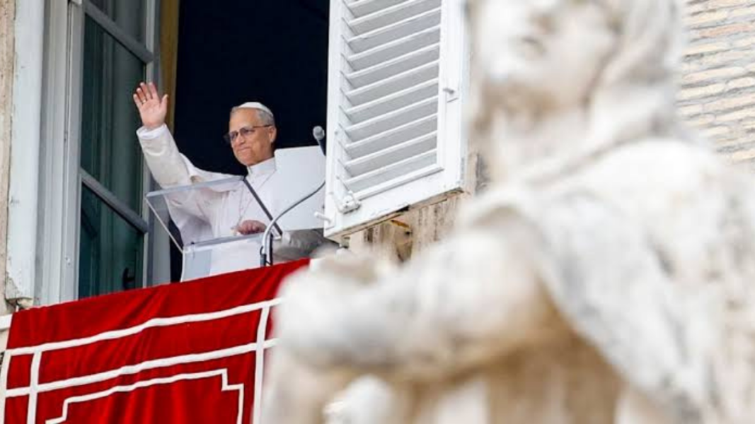 León XIV en el Ángelus: «José deja la última orilla de sus seguridades y navega mar adentro»