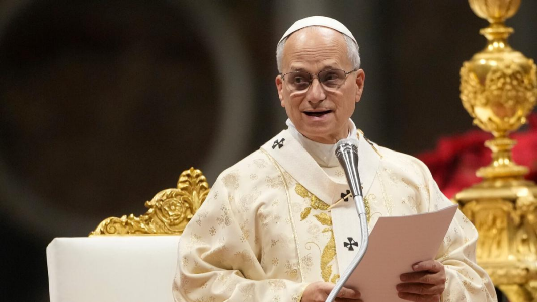 El Papa en la Misa de Navidad: la paz nace de la fragilidad acogida