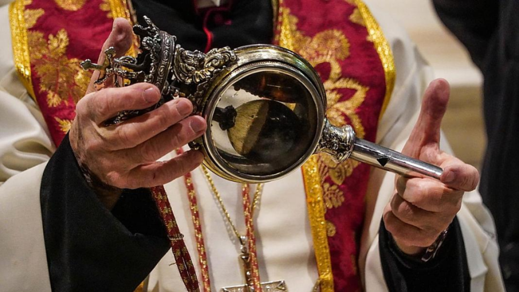 Italia: Se renueva el milagro de la licuefacción de la sangre de San Genaro en Nápoles