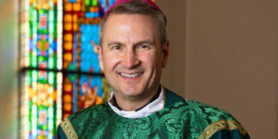 León XIV oficializa el nombramiento de mons. Hicks en Nueva York