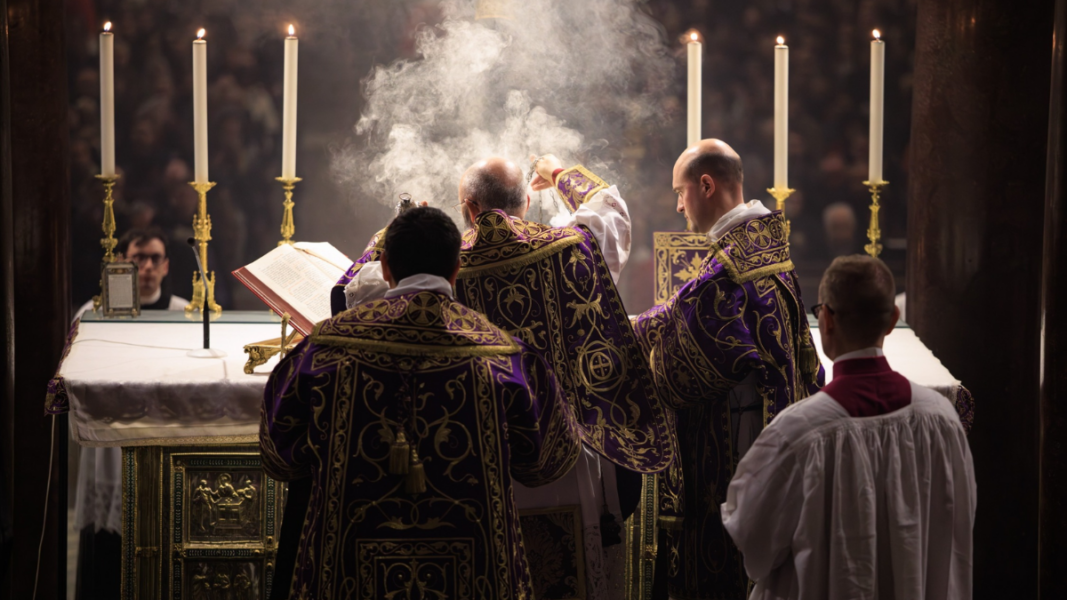 El rito ambrosiano tradicional, expresión viva de la liturgia latina en Milán