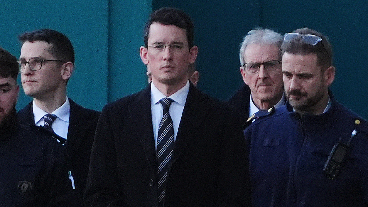 Irlanda: el profesor Enoch Burke pasará la Navidad en prisión por negarse a usar pronombres transgénero