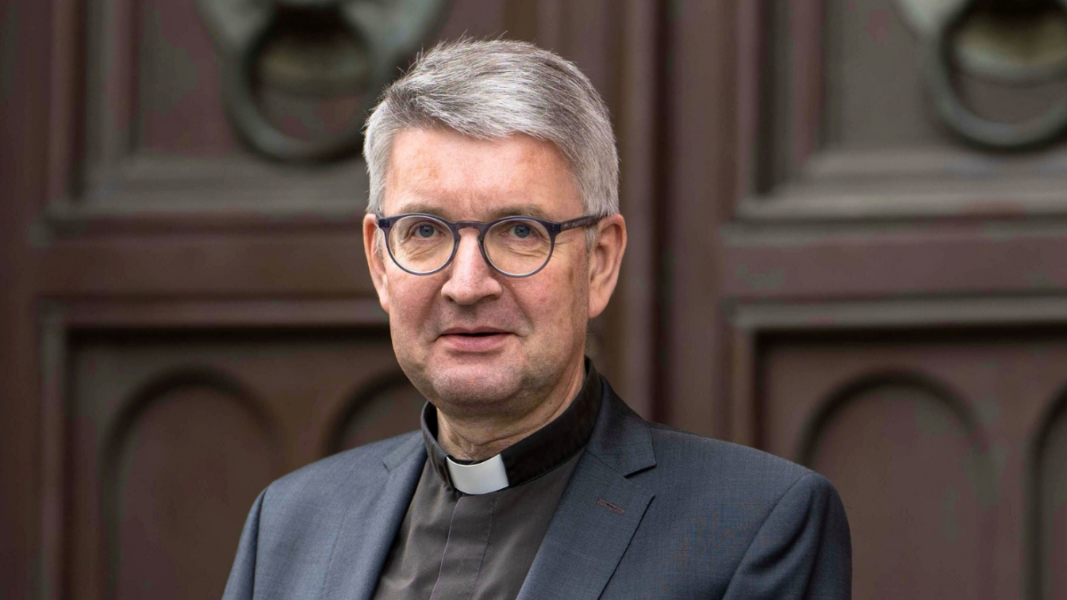 Germania: Mons. Kohlgraf propone un «nuovo modo di essere cattolico» allo stile sinodale