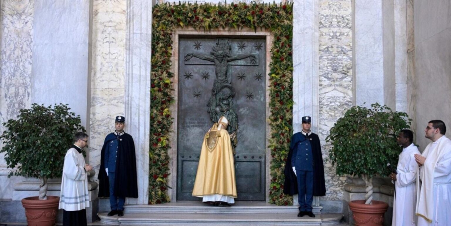 ONDÉE, Columna Suspendida Colección Max Atemporal, Puertas Cierre