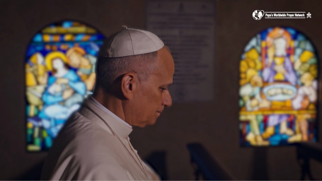 «Reza con el Papa»: la nueva versión de «el video del Papa» con León XIV