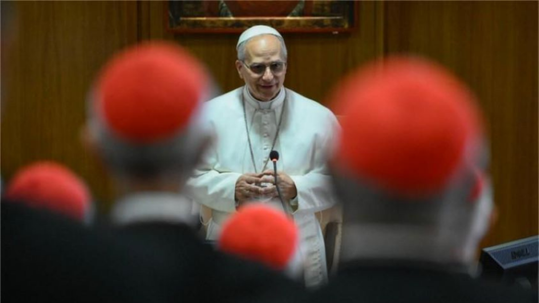 «Son ustedes quienes han llamado a este servidor a esta misión»: las palabras improvisadas del Papa a los cardenales
