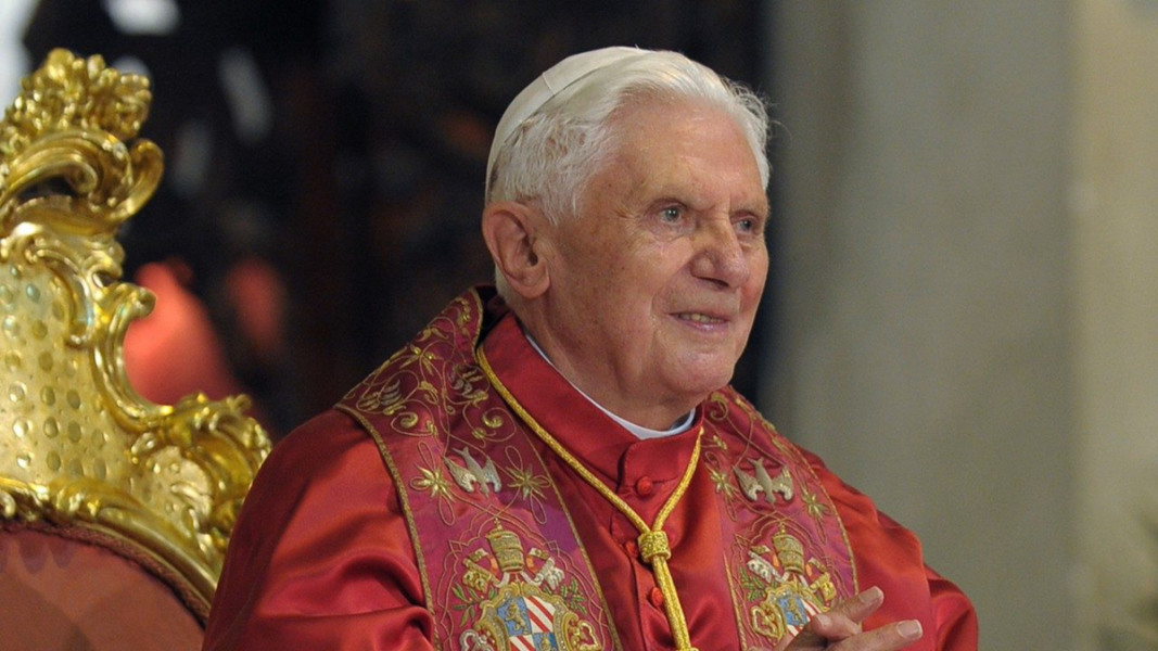 Benedicto XVI y la liturgia: una herencia viva ante el próximo consistorio