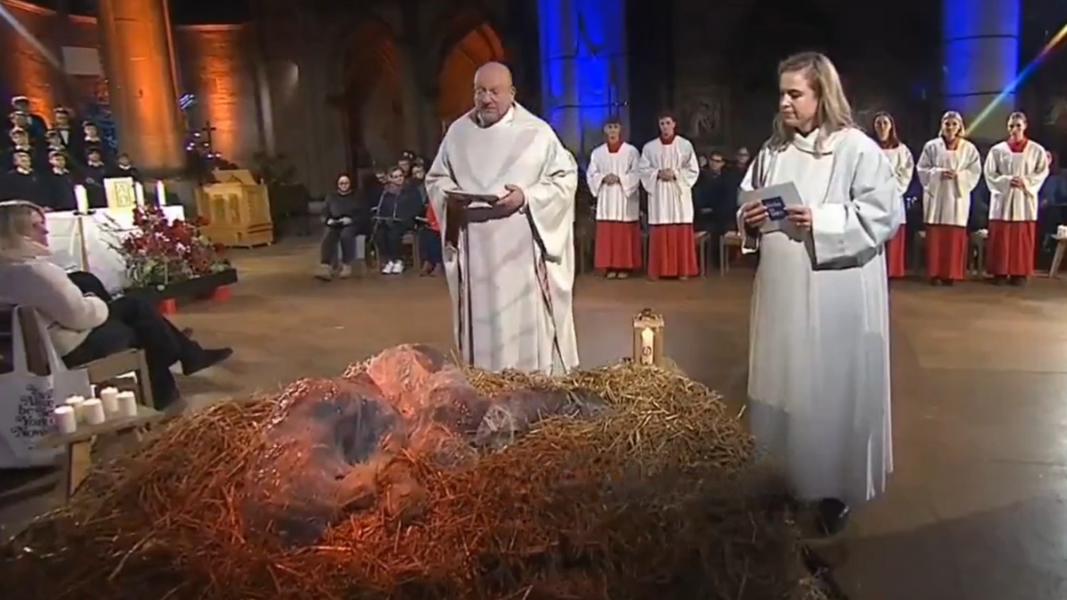 La diócesis de Rottenburg-Stuttgart pide perdón por convertir el Nacimiento de Jesús en una performance blasfema