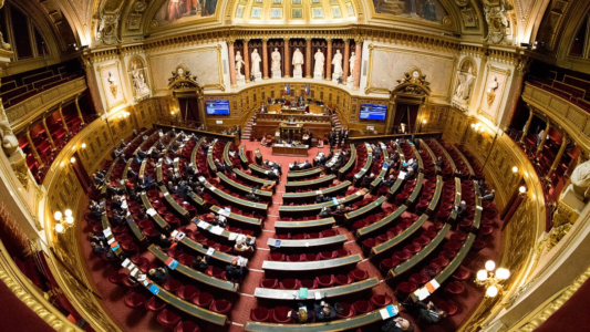 El Senado francés rechaza el artículo clave del texto sobre eutanasia: ¿qué pasará ahora?