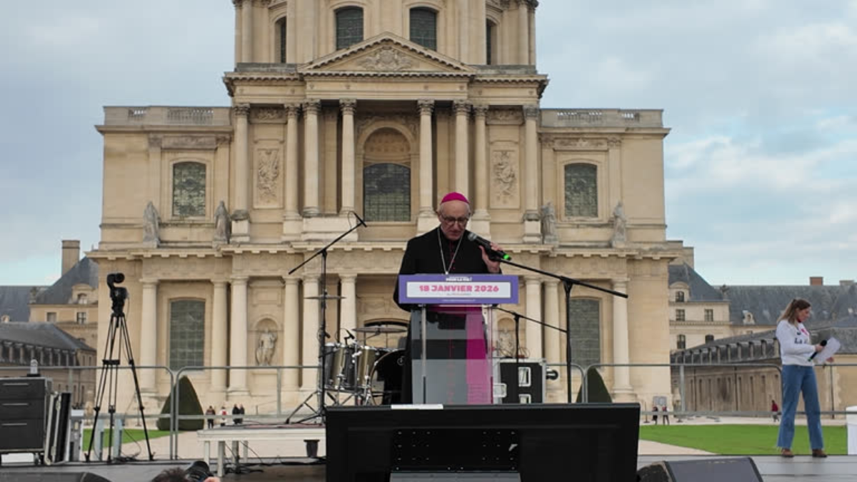 Unprecedented participation of a bishop: Mons. Rey joins the March for Life in France – INFOVATICANA