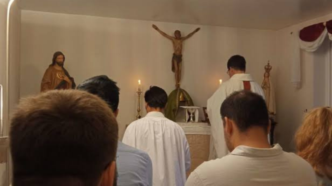 Una nueva red católica apoya a conversos del islam que buscan sacramentos y formación