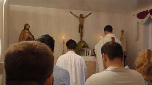 Una nueva red católica apoya a conversos del islam que buscan sacramentos y formación