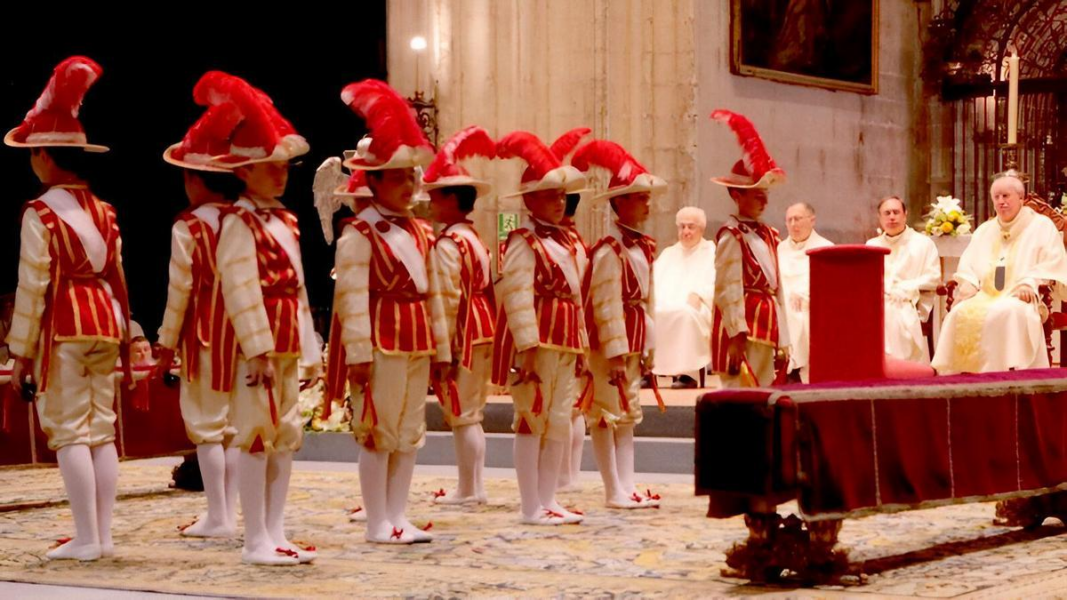 Sevilla inicia la preparación cuaresmal con el Triduo de Carnaval en la Catedral