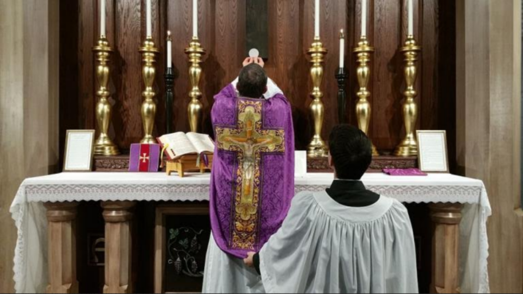 TRIBUNA: Lo que la Iglesia enseñó siempre y en todas partes es lo que nos ayuda a salvar nuestras almas. Esta cuaresma, ayuno, oración y limosna