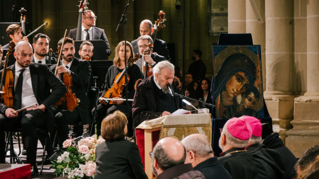 La Catedral de Toledo acoge la Obra Sinfónica de Kiko Argüello en el VIII Centenario