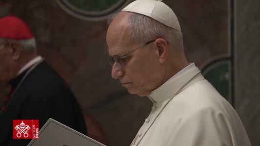 León XIV concluye su primer retiro de Cuaresma: oración y suspensión total de su agenda pública