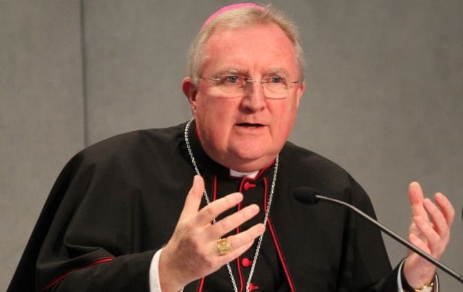 Uno más en la lista: Roche también matiza su discurso sobre la Misa Tradicional