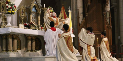 Lanzan una «Cruzada de Reparación Eucarística» para reparar las ofensas al Santísimo y rezar por la restauración de la Misa tradicional